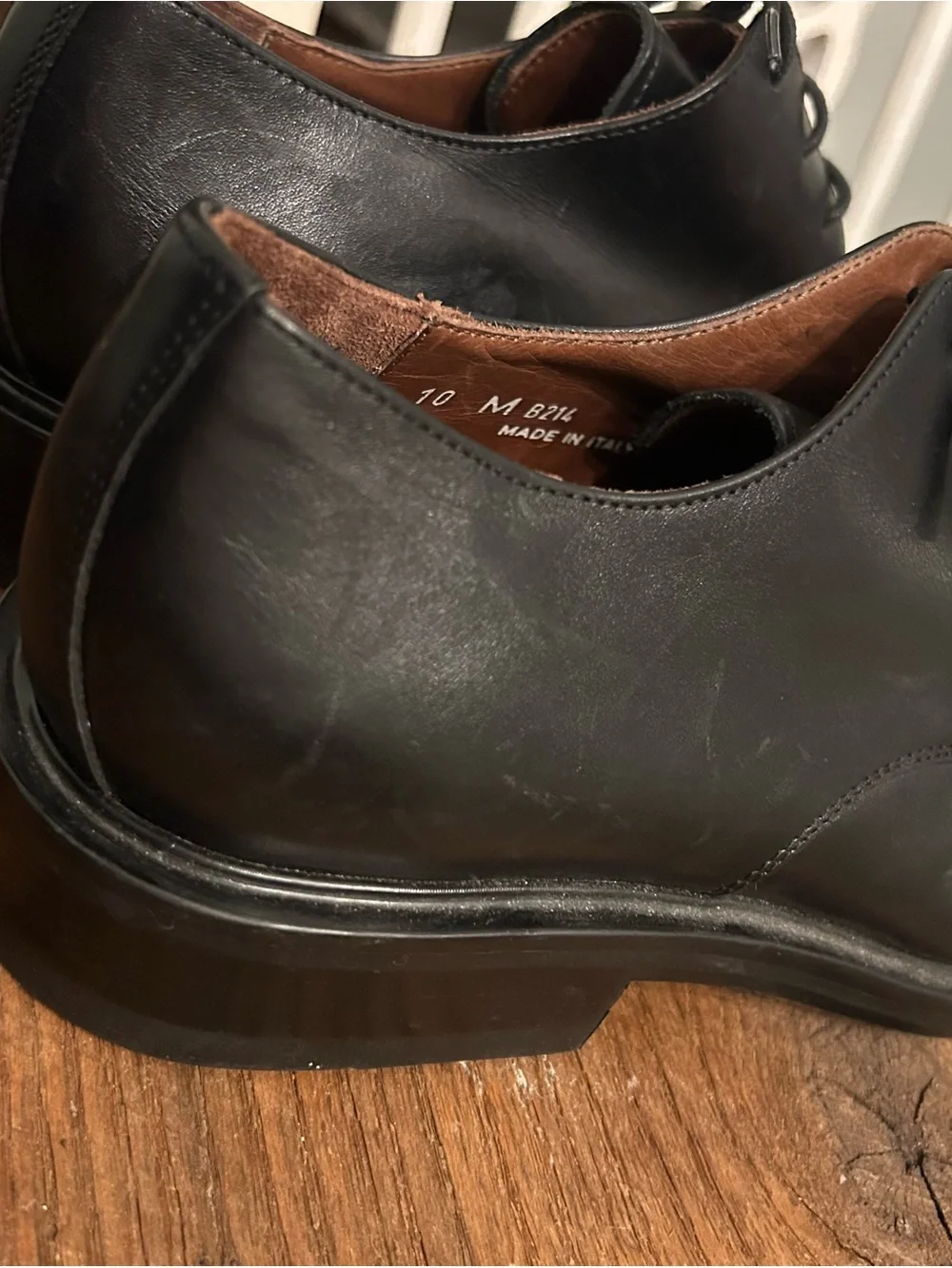 Barneys New York Black Leather Oxcord Dress Shoes- made in Italy. Size 10